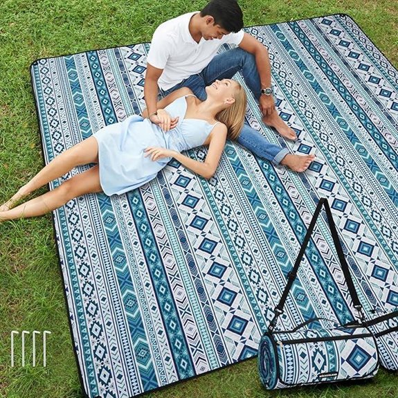 Extra Large Waterproof Picnic Blanket with Shoulder Strap