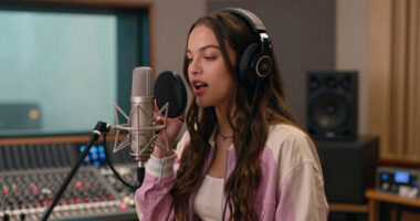 Olivia Rodrigo Takes Over iHeartRadio’s Los Angeles Studio For “U+me=advice Forever,” A Live Relationship Advice Show And Exclusive Preview Of Olivia’s New Album On June 11